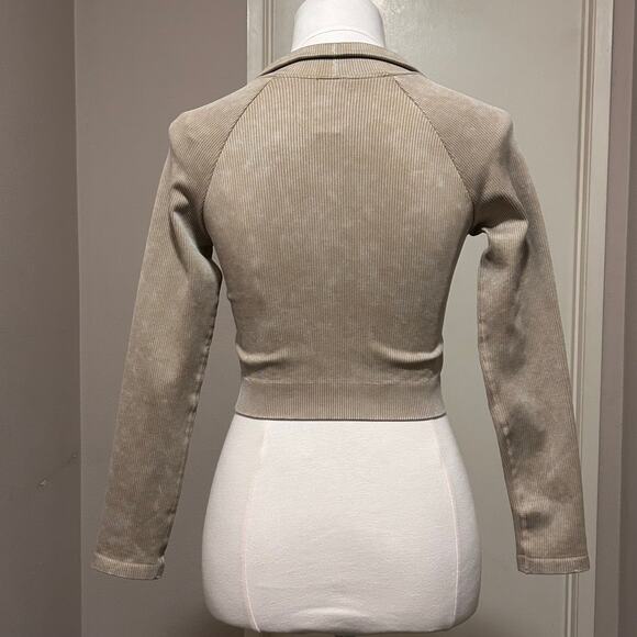 Mono B Women's Cropped Ribbed Zip-UP Jacket Taupe Size SM - Picture 4 of 10